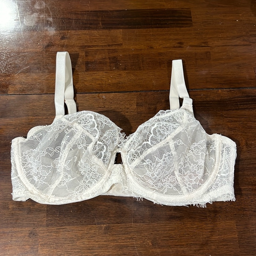 Victoria’s Secret Dream Angels Bra
